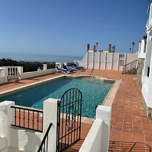 precioso-apartamento-de-dos-plantas-con-vistas.1costadelsol.com/